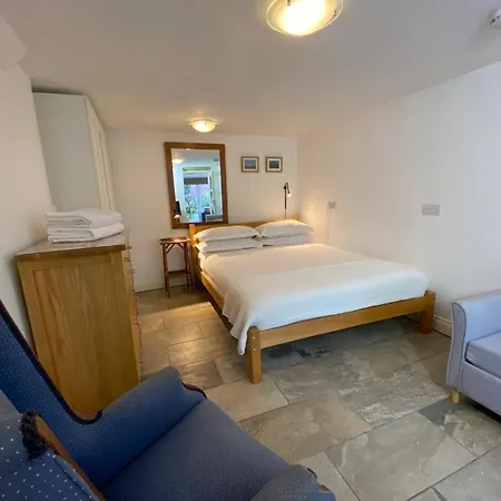 아파트 Clifton Garden Flat With Parking