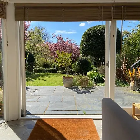 Clifton Garden Flat With Parking 아파트 브리스틀