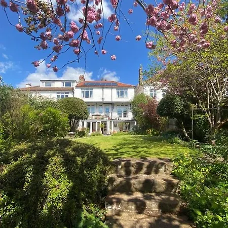 아파트 Clifton Garden Flat With Parking